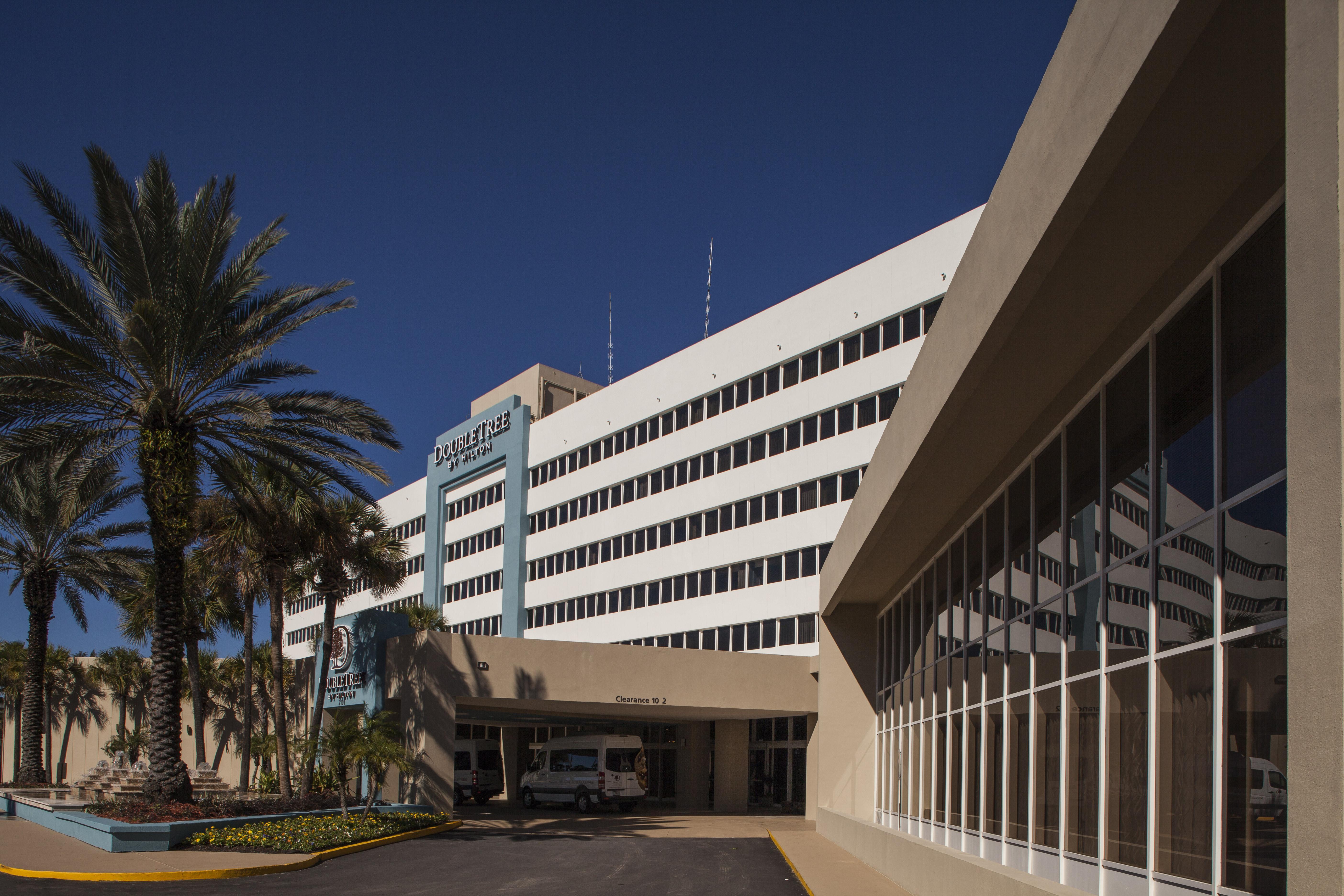 Doubletree By Hilton Hotel Jacksonville Airport Exterior photo