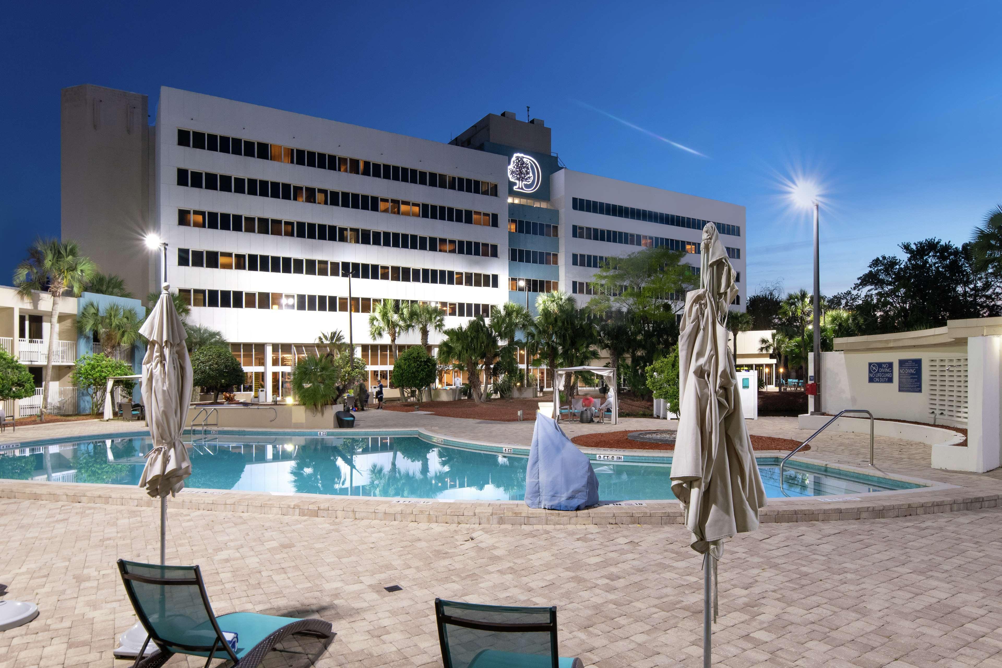 Doubletree By Hilton Hotel Jacksonville Airport Exterior photo