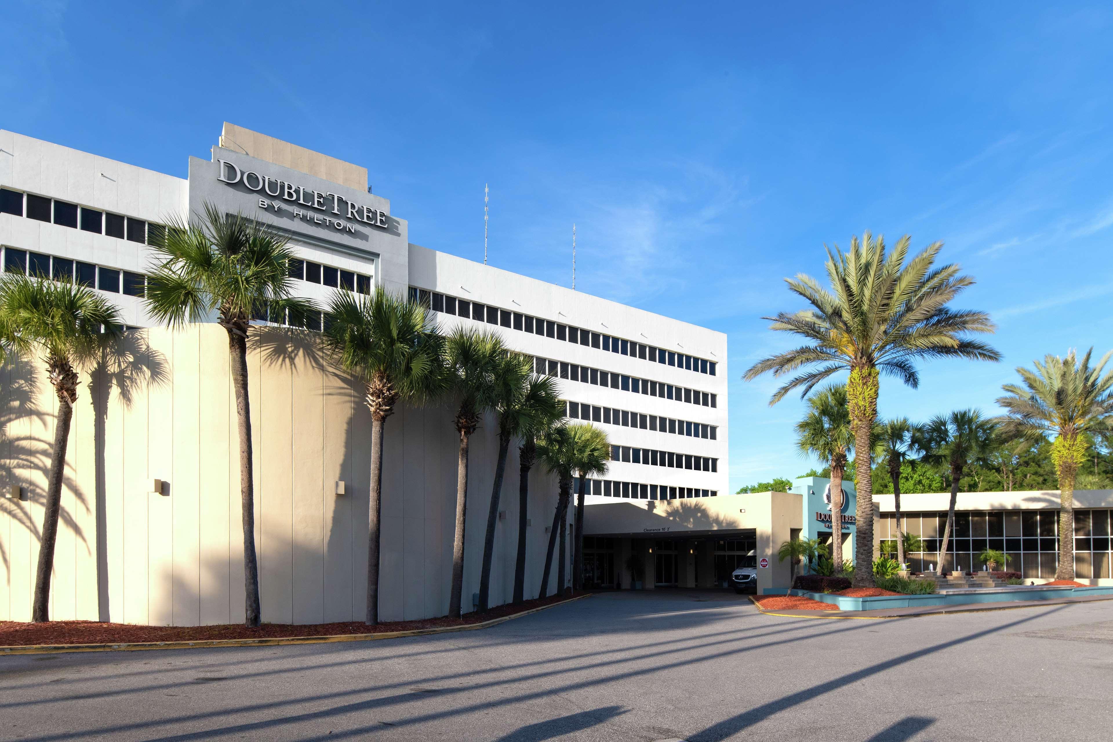 Doubletree By Hilton Hotel Jacksonville Airport Exterior photo